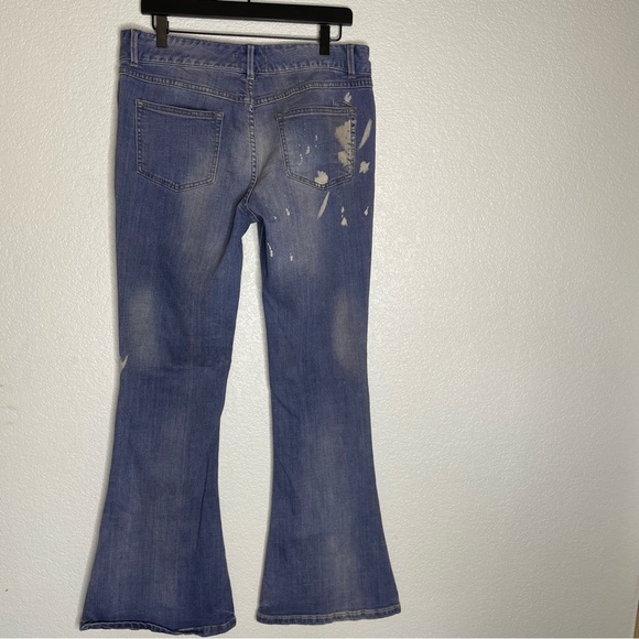 Free People Flare Bell Bottom Jeans Size 31 - Picture 2 of 9